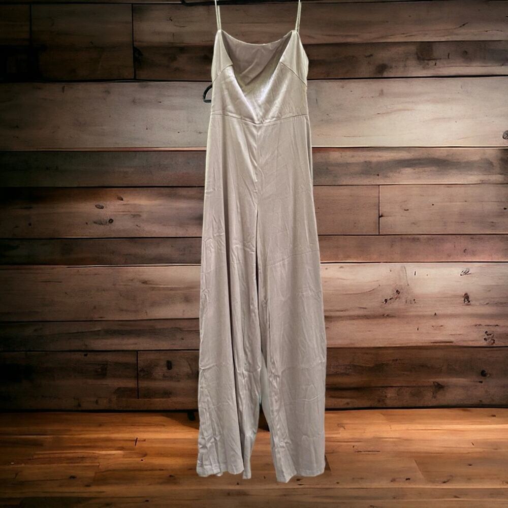House CB Mistress Rocks SERVE IT Khaki Satin Wide Leg Jumpsuit NWT Size Small - Picture 4 of 6